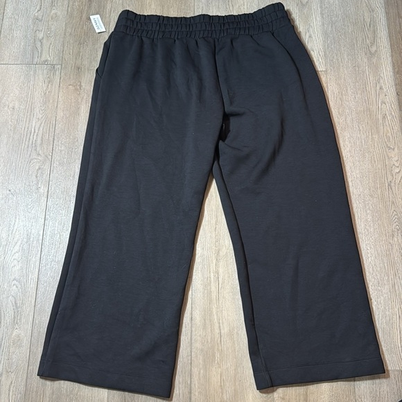 NWT! Black High-Waisted Bounce Fleece Wide-Leg Pants - Size 2X💙 - Picture 10 of 10